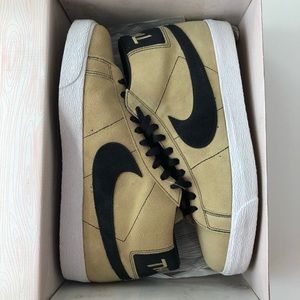 nike sb blazer thrasher